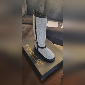 Shoedazzle boots